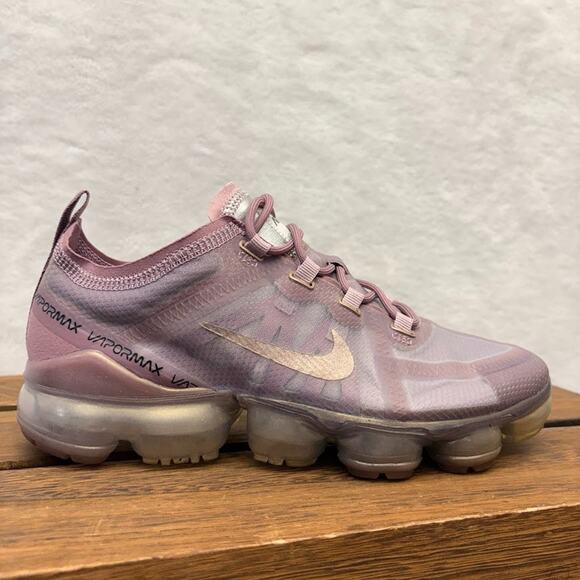 Nike Womens Air VaporMax 2019 Soft Pink Sneaker AR6632 500 Womens Size 7.5 - Picture 2 of 14